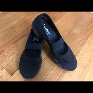 Sketchers Mary Jane flats